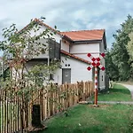 ロッジ La Complice Des Rails - L'atelier Du Gardien スタヴロ
