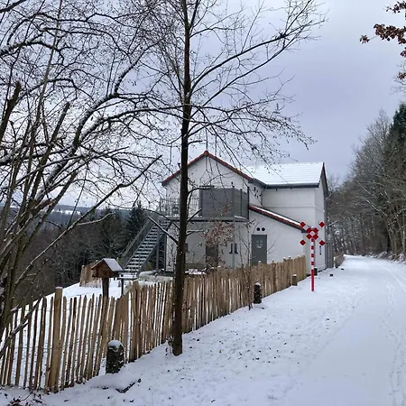 La Complice Des Rails - L'atelier Du Gardien *