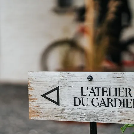 La Complice Des Rails - L'atelier Du Gardien Lodge